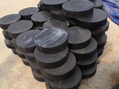 攸县板式橡胶支座由若干层橡胶片与薄钢板经加压硫化